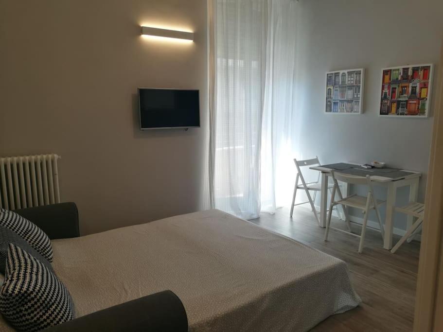 Suite Mm3/Repubblica, 2 Min. Da Staz. Centrale Milan Bagian luar foto