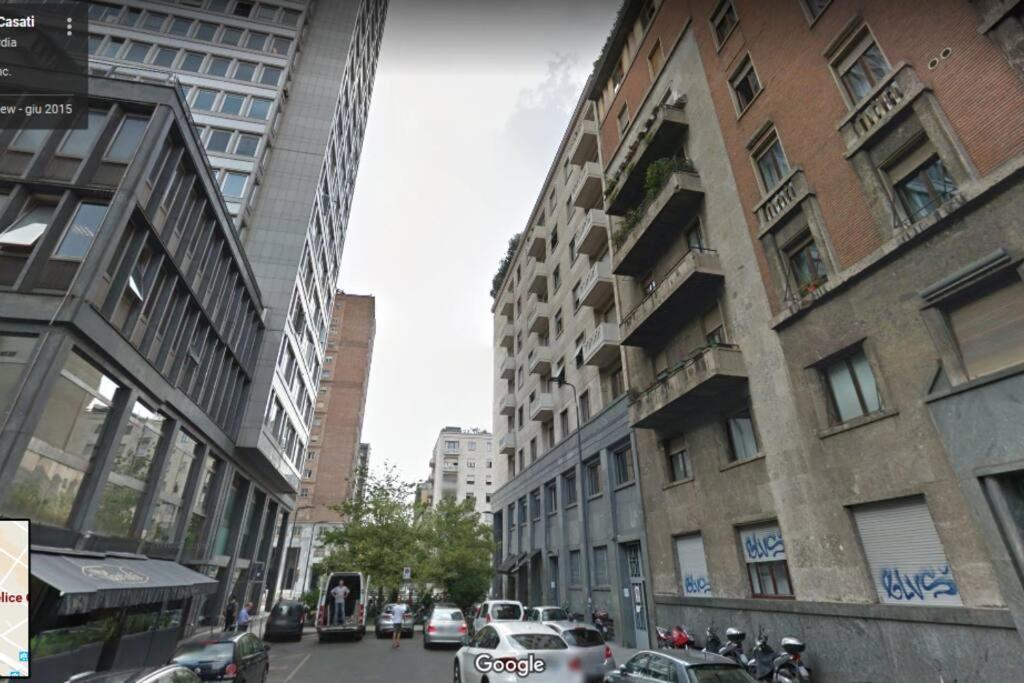 Suite Mm3/Repubblica, 2 Min. Da Staz. Centrale Milan Bagian luar foto